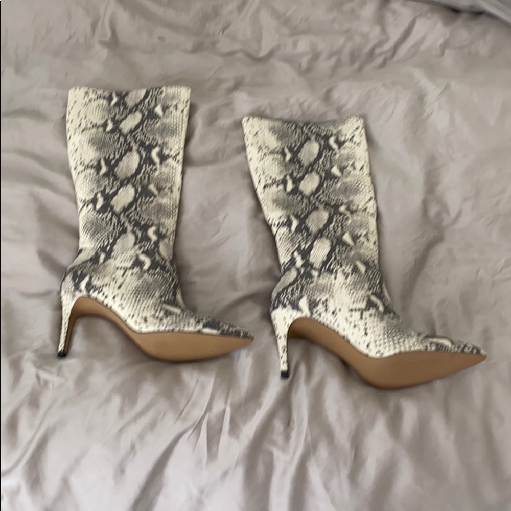 Steve Madden snake skin boots